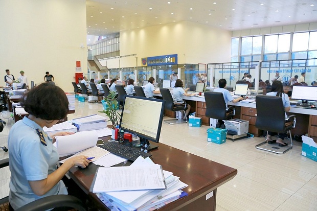 Covid-19 tạo ra nhiều áp lực đối với  điều hành chính sách tài khóa